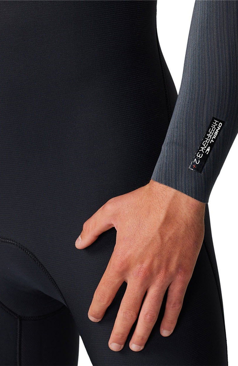 HyperFreak 3/2MM Steamer Chest Zip Wetsuit - Black/Grey