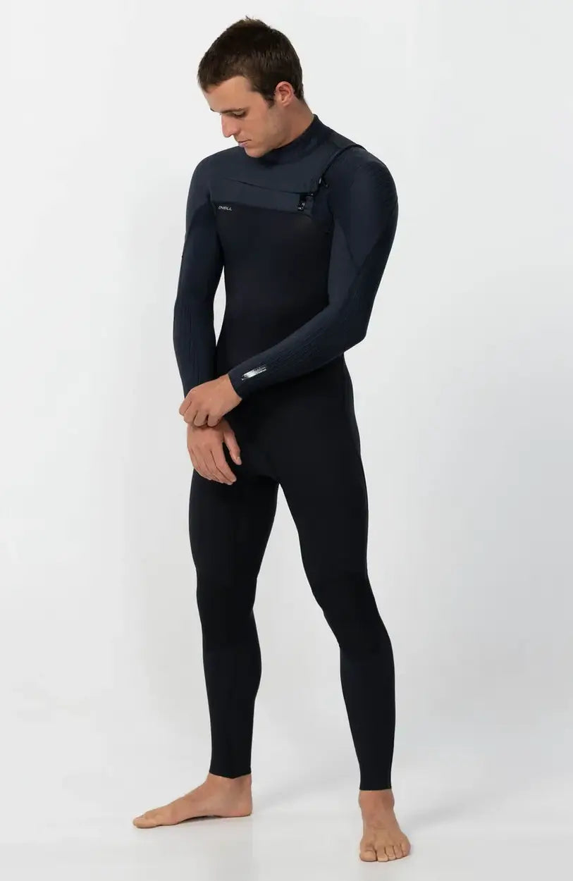 HyperFreak 2/2mm Steamer Chest Zip Wetsuit