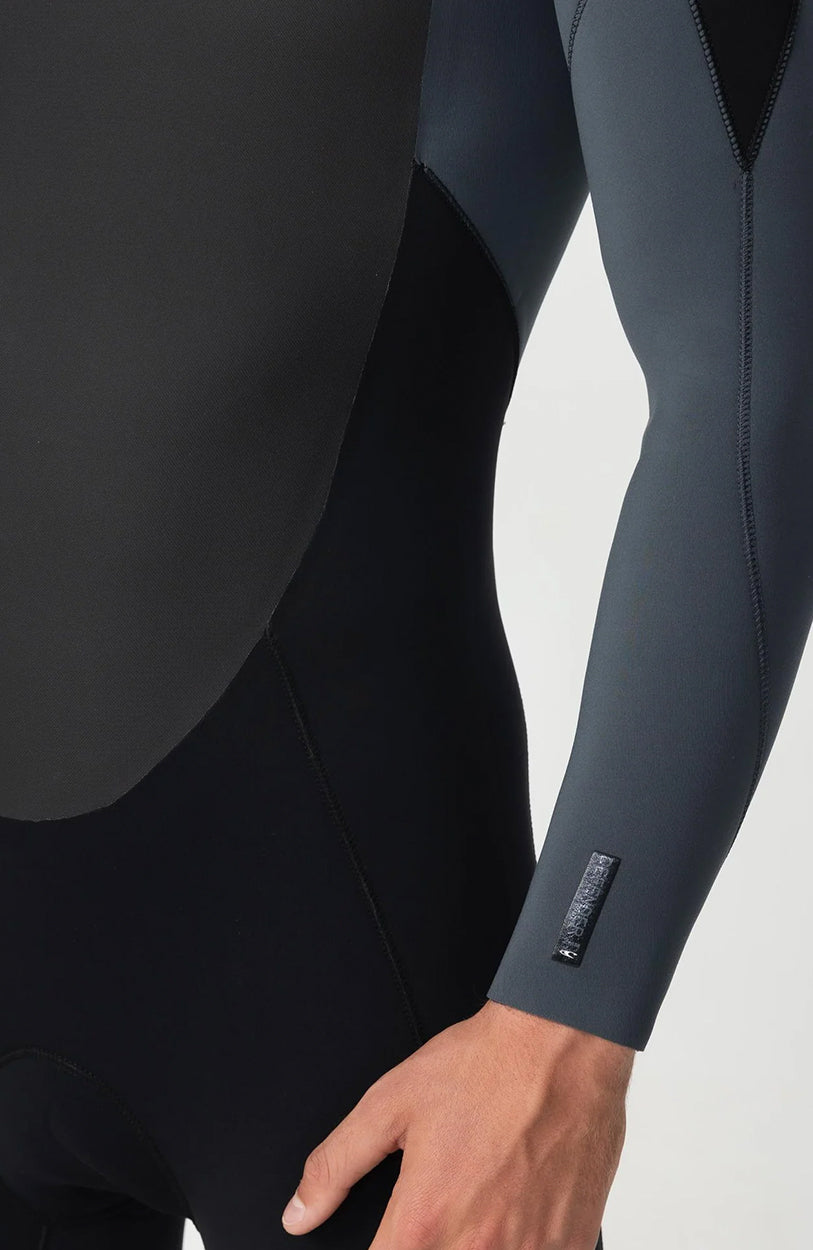 Defender 4/3mm Steamer Chest Zip Wetsuit