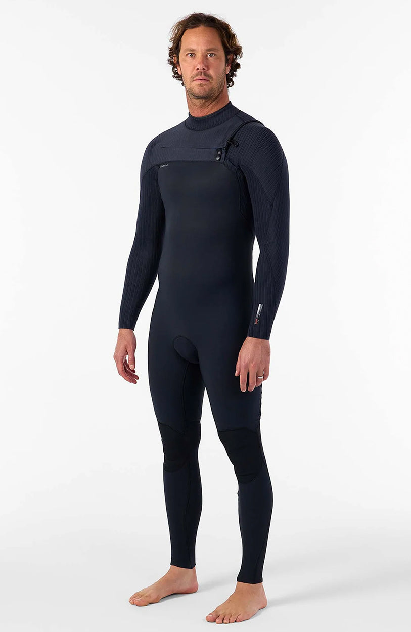 HyperFreak 4/3MM Steamer Chest Zip Wetsuit